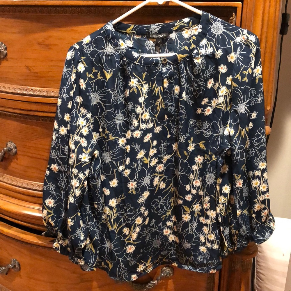 Papermoon Grace Ruffle Sleeve Blouse sz LP